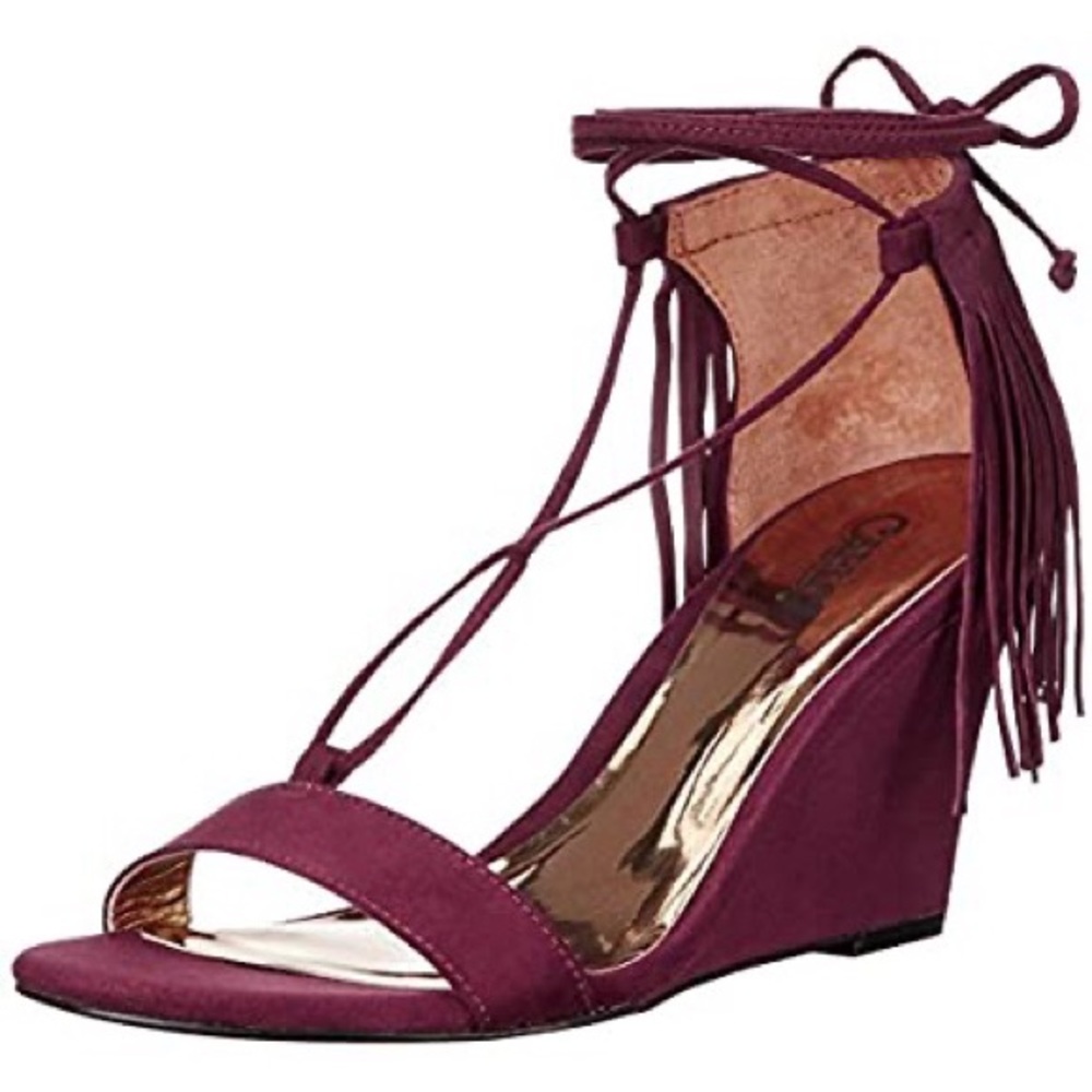 Carlos Santana Burgundy Sandy Fringe Wedge Sandals - Picture 1 of 7